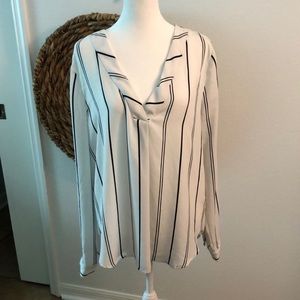 Forever 21 white black top size large